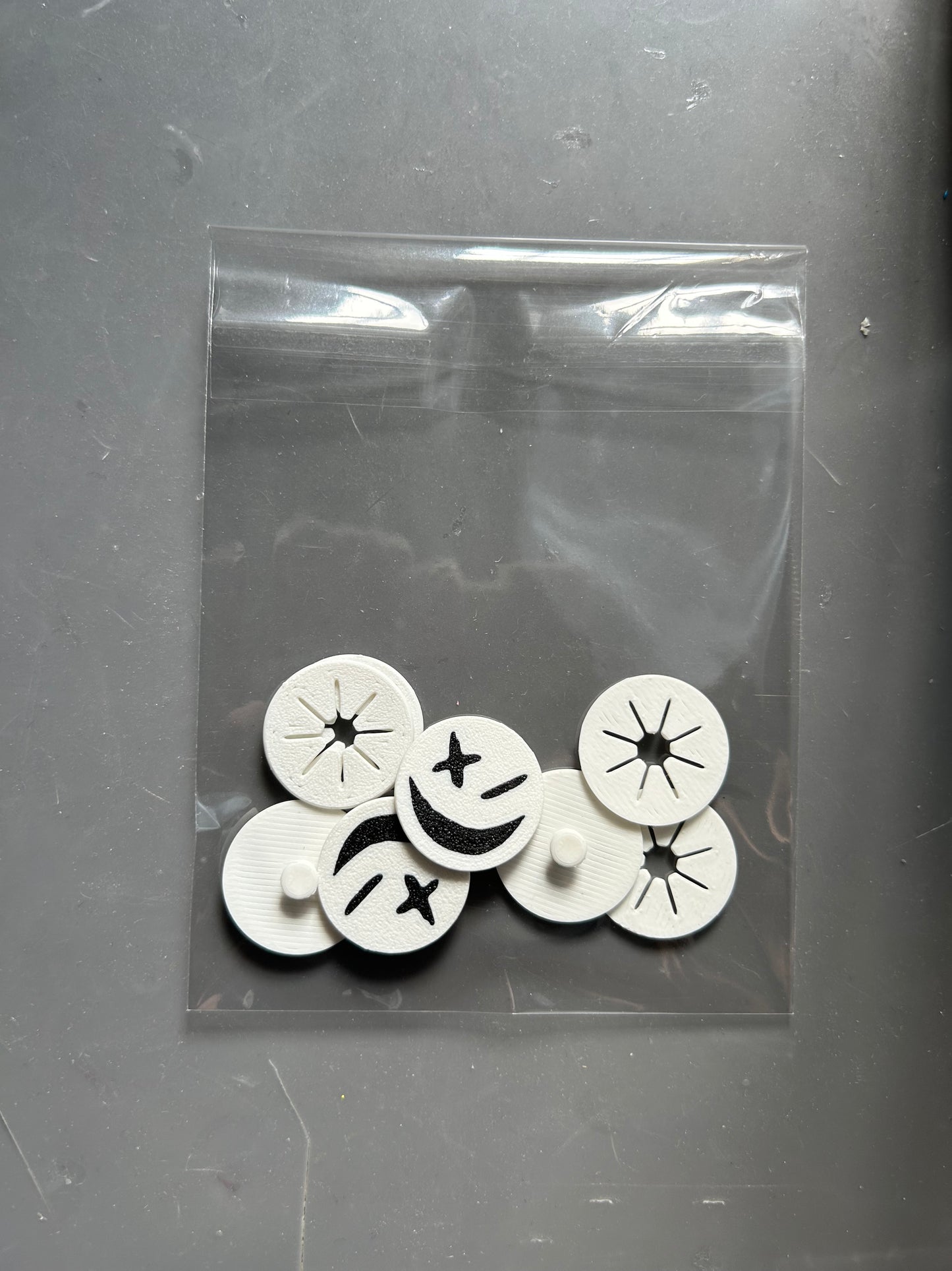 Fixadores de Dorsal sem Alfinetes Personalizáveis